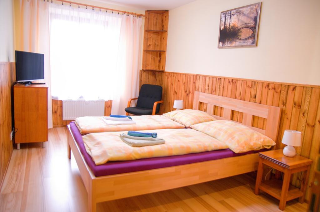 Vila Pod Branou Poprad Ngoại thất bức ảnh