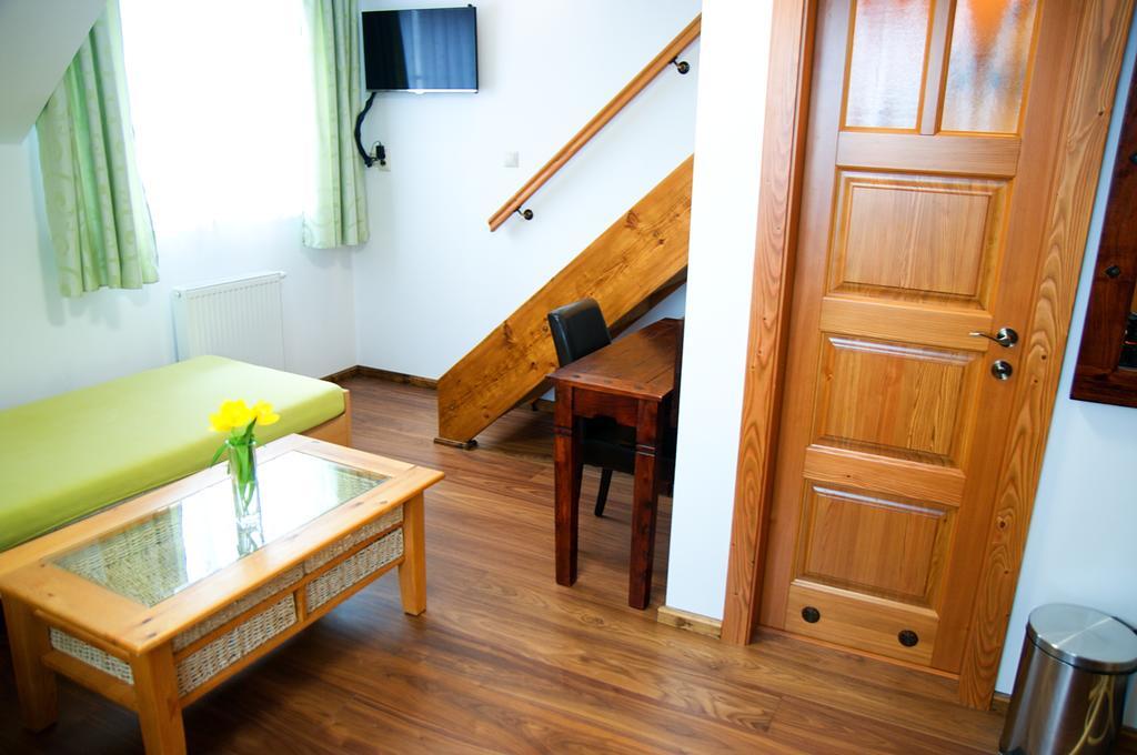 Vila Pod Branou Poprad Ngoại thất bức ảnh