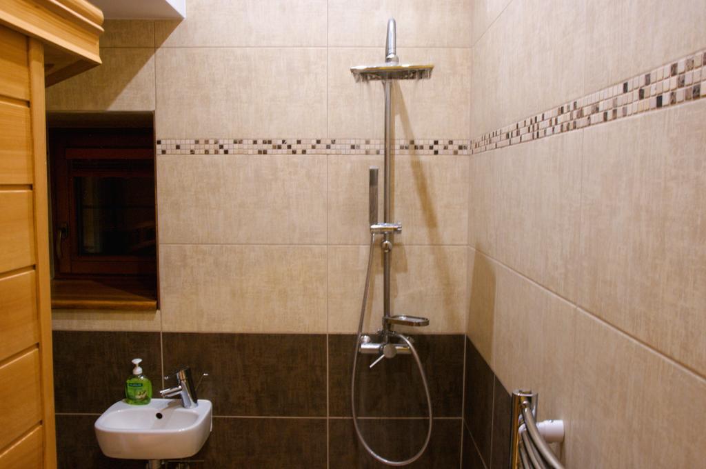 Vila Pod Branou Poprad Ngoại thất bức ảnh