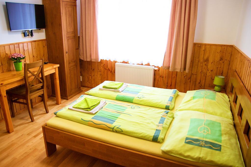 Vila Pod Branou Poprad Ngoại thất bức ảnh